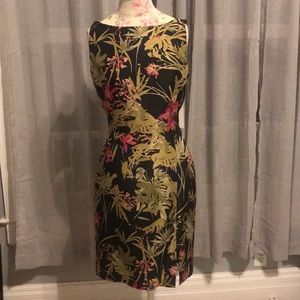 Georgiou Sleeveless shift dress black print